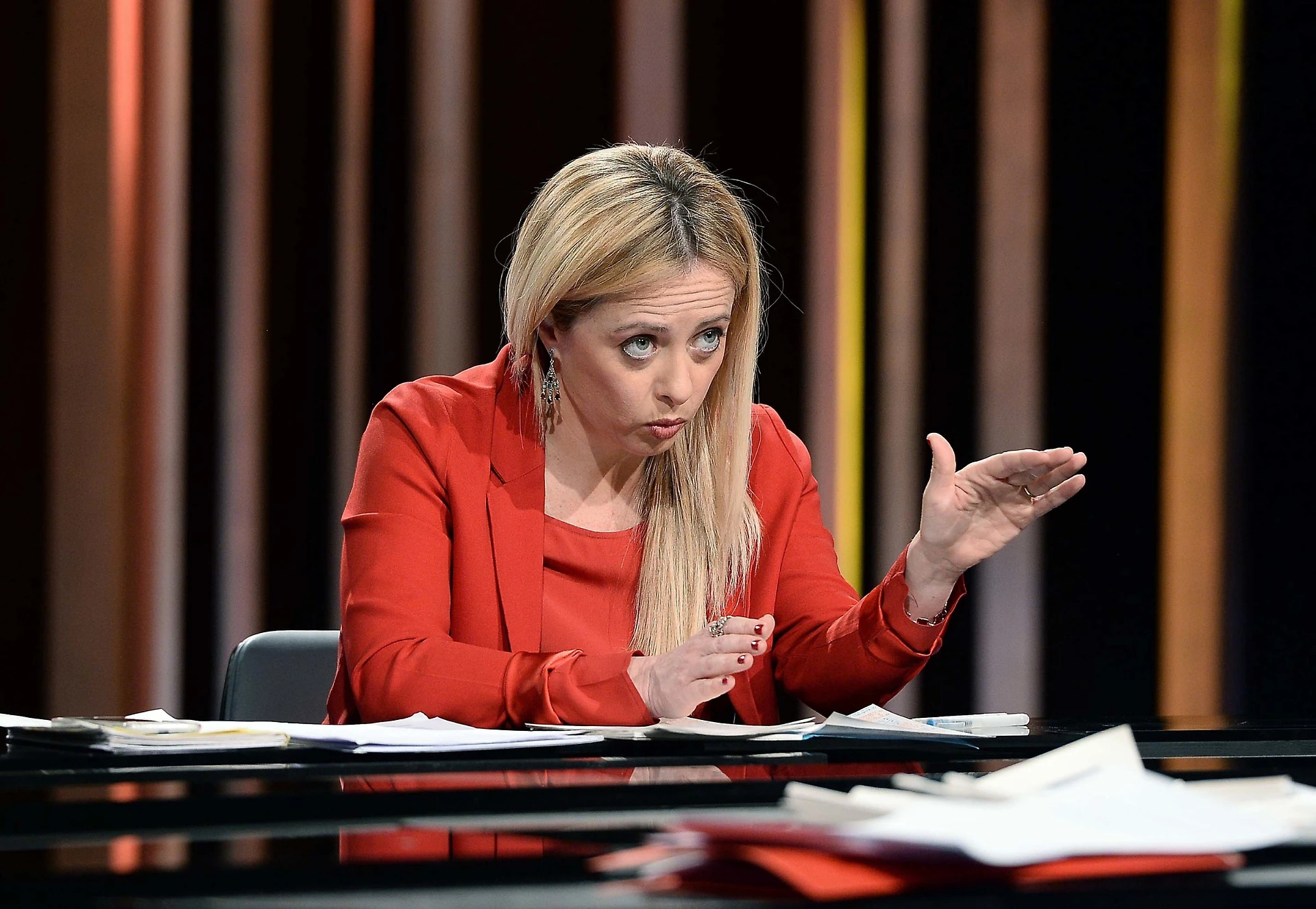 Giorgia Meloni e Macerata, l'orrore dei centri sociali: "Cori contro le vittime delle foibe, non una parola su Pamela"