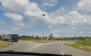 Segnaletica, nuovi pannelli a bordo strada: la rivoluzione, a cosa servono