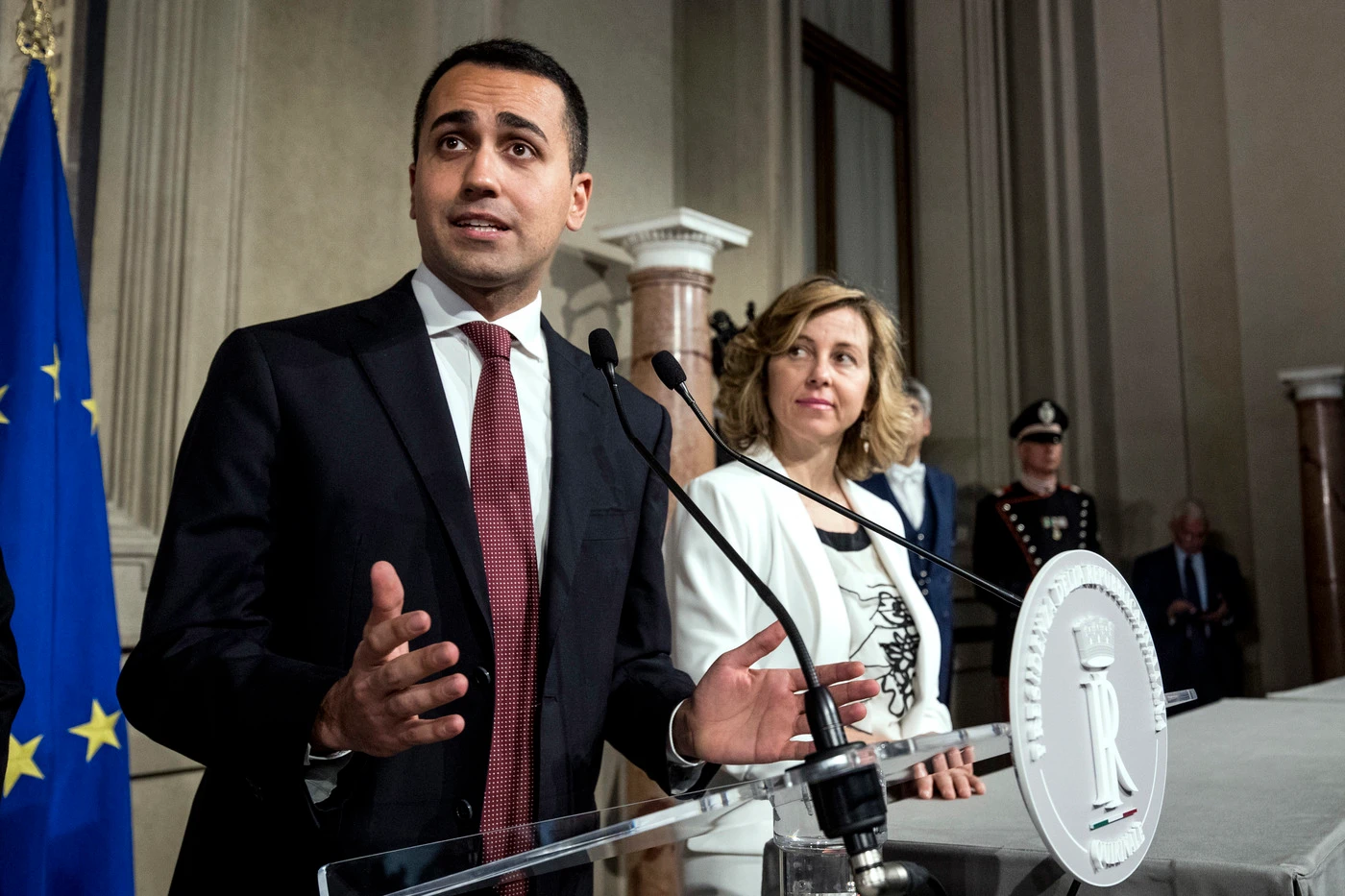 Luigi Di Maio, la voce dal cuore M5s: "Scissione? Mai dire mai". Il "fattore esterno": capetto disintegrato