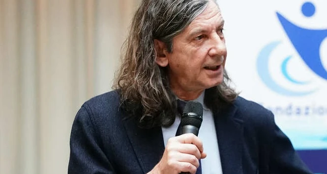 Ferrari, il dubbio di Giorgio Terruzzi scuote il circus della Formula 1: "Perché tutti parlano della rossa?"