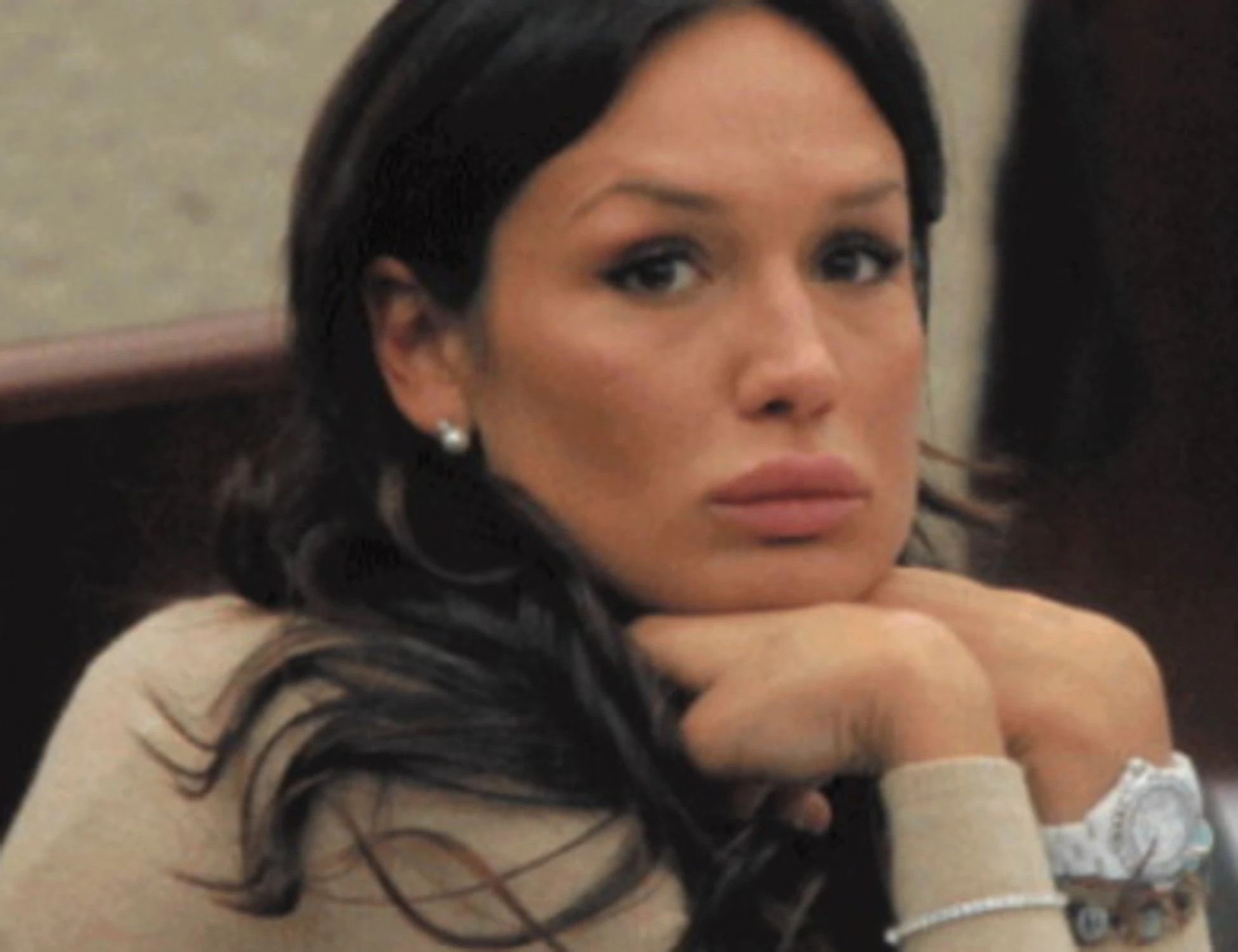 Nicole Minetti, spuntano testimoni a pagamento per infangarla
