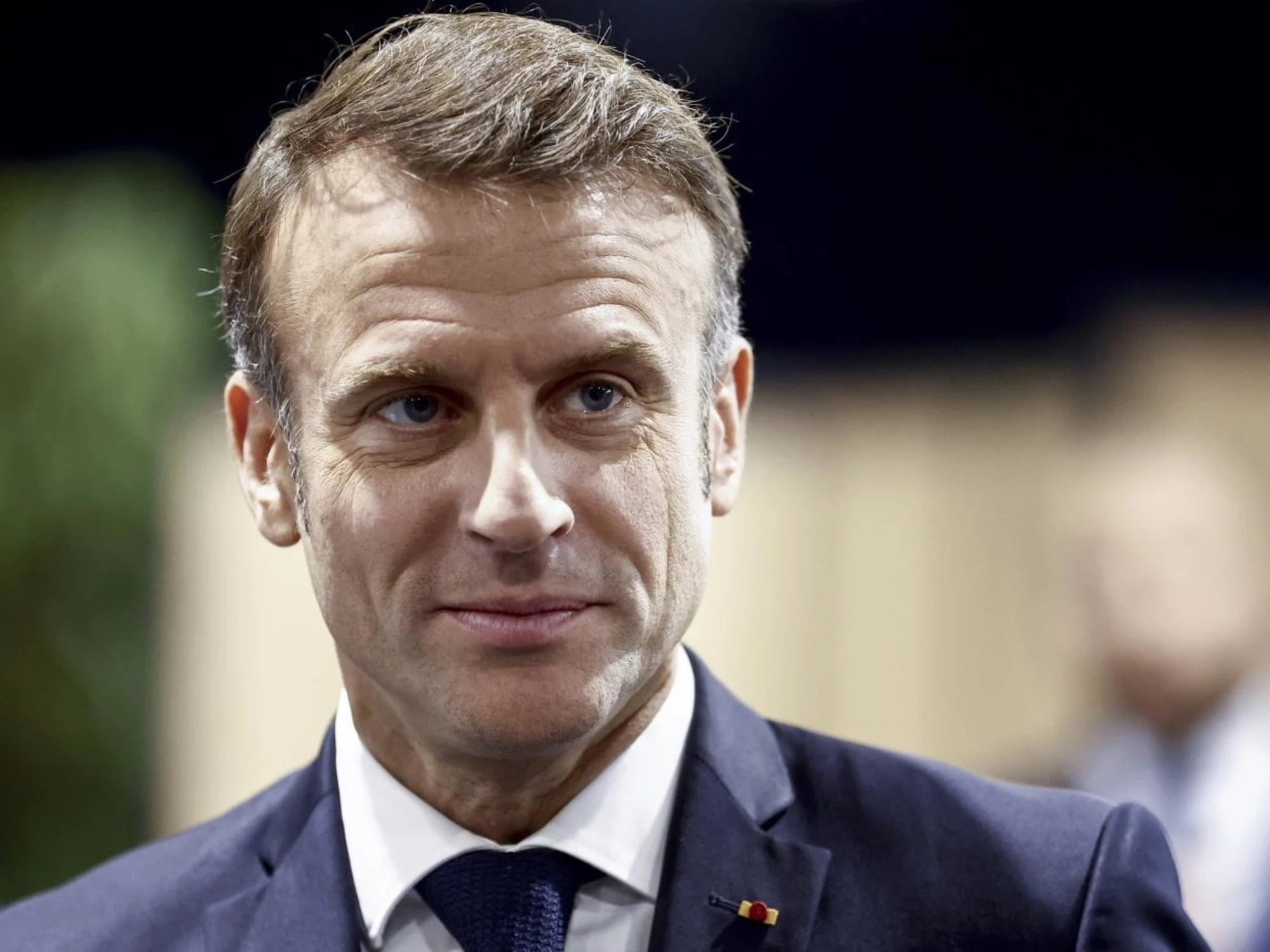 Emmanuel Macron: "Il piano per il riarmo completo". Ma il Telegraph lo smentisce...