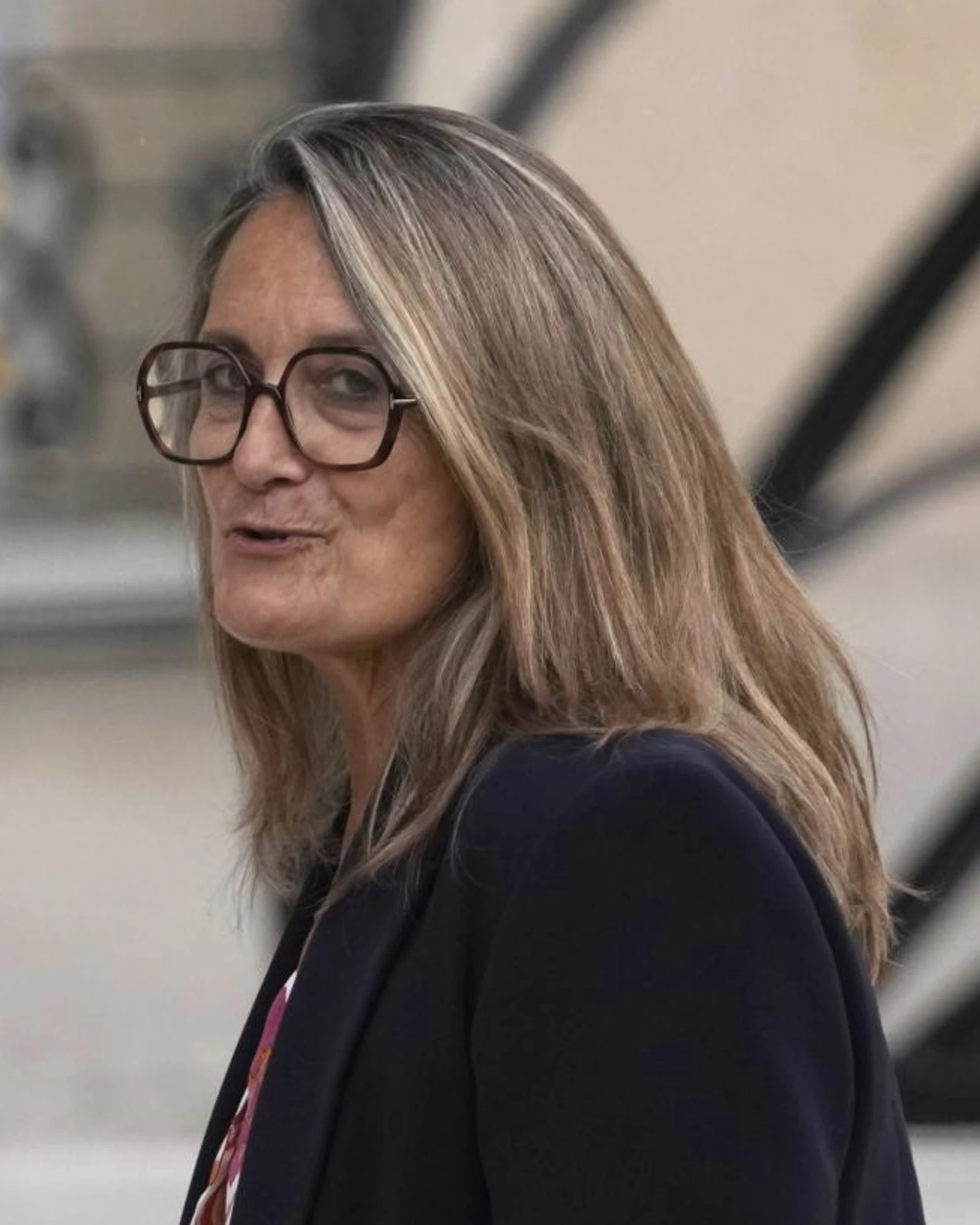 Dazi, Parigi fuori controllo: "Sarà guerra commerciale"