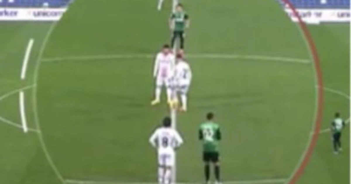 Rafael Leao, il gol-record? "Irregolare, ma...": ciò che quasi nessuno aveva notato, un grosso caso in Serie A