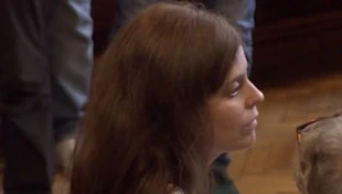 Ilaria Salis, il messaggio che fa scattare l'allarme: "Per lei una cosina gradita"
