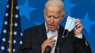Joe Biden "nel mirino degli agenti segreti cinesi": elezioni e vaccino anti-Covid, le manovre di Pechino