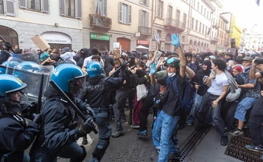 Youssef Siher e quelle somiglianze con la rivolta egiziana