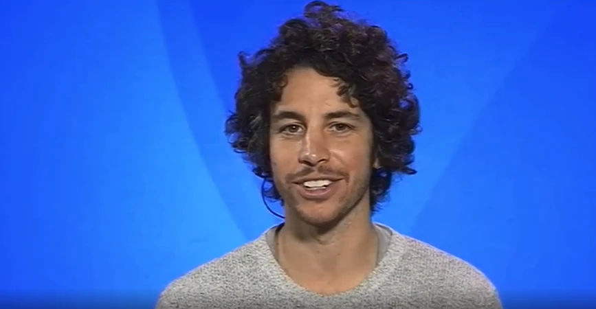 Sardine, Mattia Santori straparla a L'aria che tira: "Quanto vive il pesciolino nell'oceano"