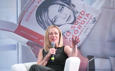 Giorgia Meloni negli Usa: "I'm Giorgia". E Trump manda ai matti la sinistra