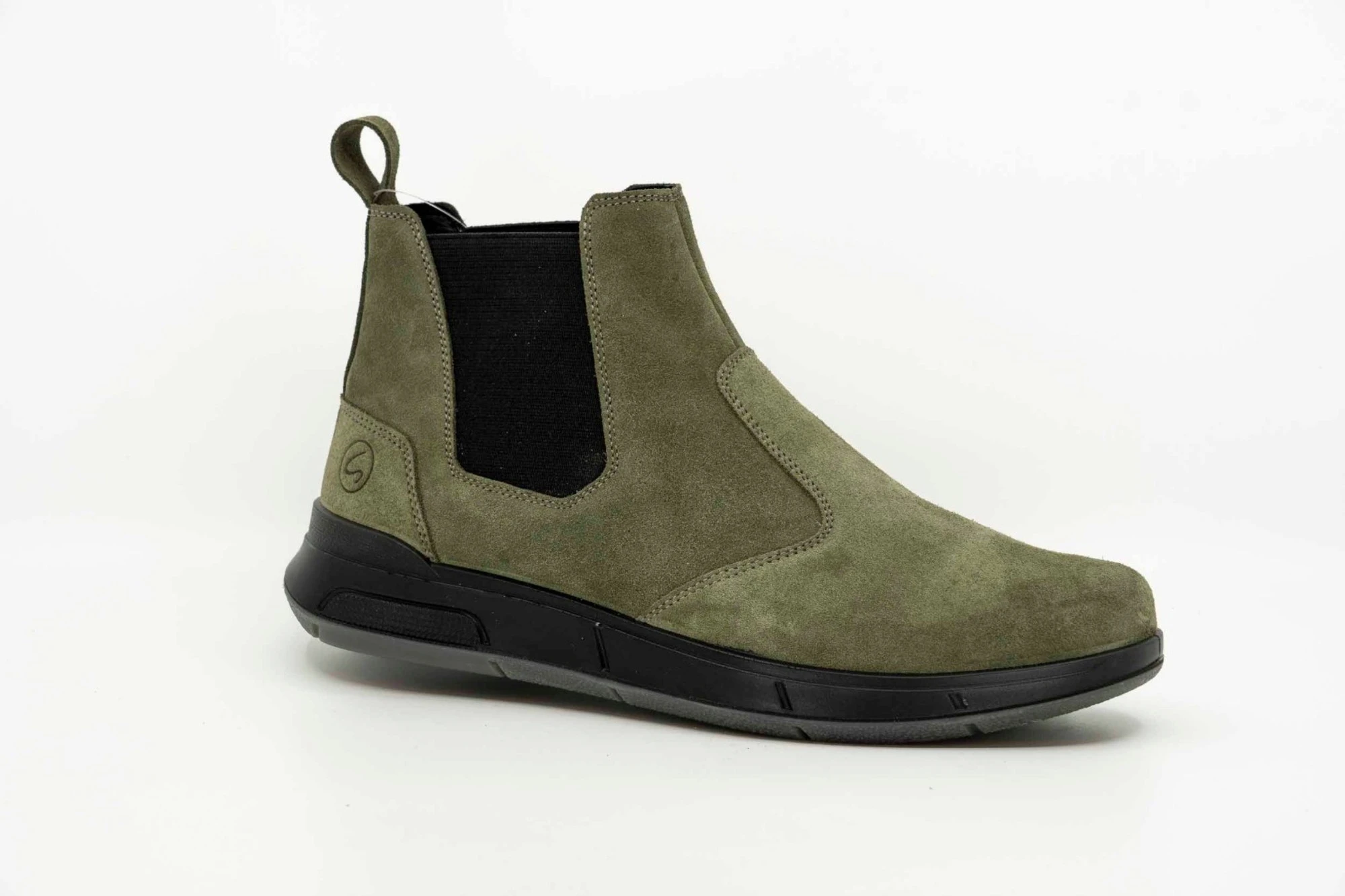 IN SCAMOSCIATO O IN PELLE PER LA CITTÀ ARRIVA IL POLACCHINO DI GRISPORT