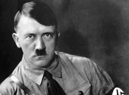 Adolf Hilter, la docu-serie che sostiene che sia morto in Paraguay nel 1971