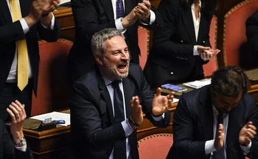 Legittima difesa, "nessun risarcimento": la proposta di FdI, cosa cambia