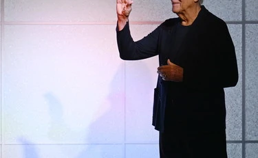 Giorgio Armani, il testamento sui social: "Un segno di impegno e rispetto"