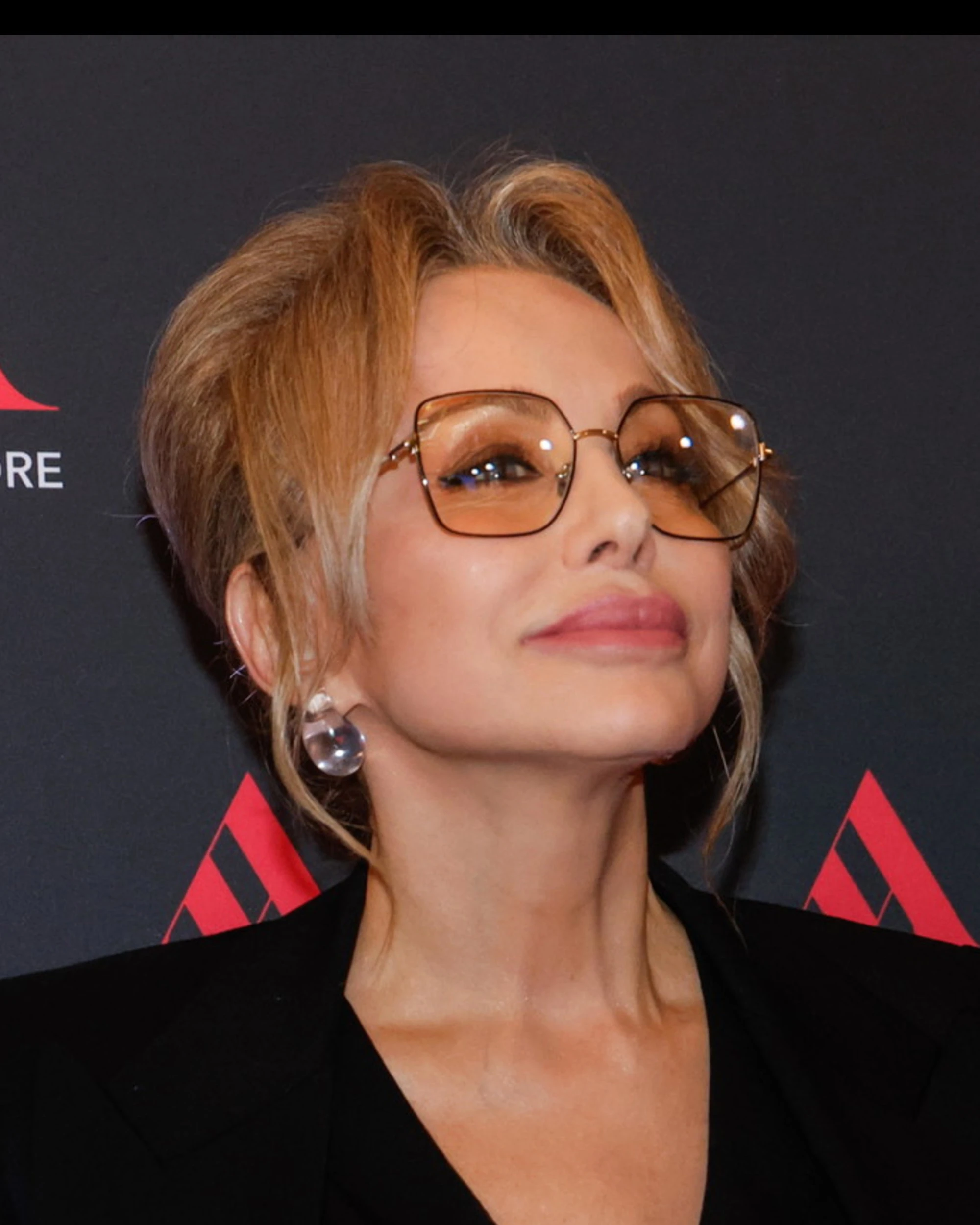 Marina Berlusconi, magistrati e manettari tornano a dare la caccia alla famiglia del Cav