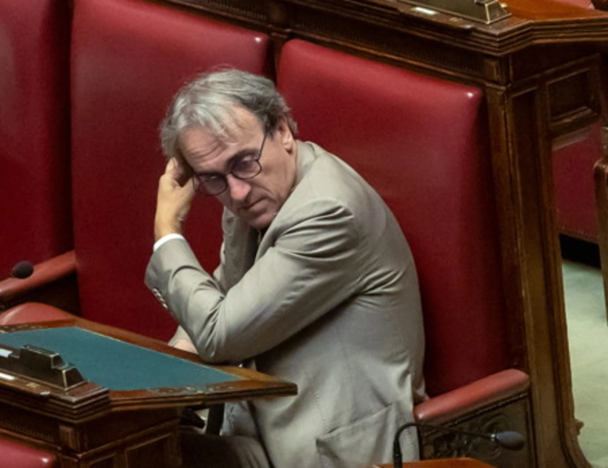 Sea Watch 5, strafalcione di Angelo Bonelli: confonde il fermo con il sequestro