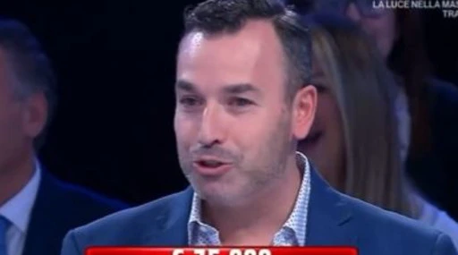 Roberto di Aversa stravince ad Affari tuoi, "cos'ho comprato anni fa da lui"
