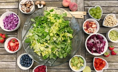 Qualità del sonno, i 4 alimenti decisivi: ecco gli alleati della notte