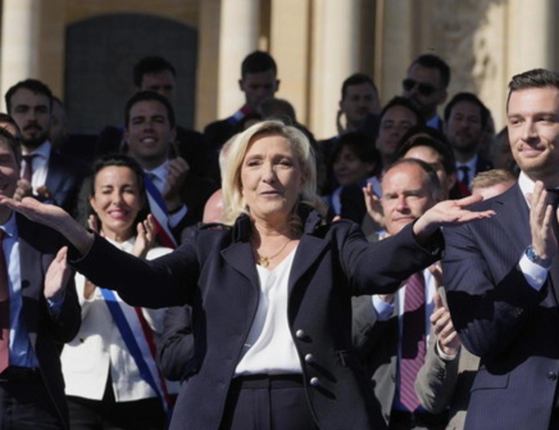  Chi mette fuorilegge i partiti di destra taglia le radici della democrazia occidentale