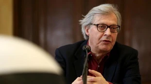 Fase 2, Vittorio Sgarbi su Giuseppe Conte: "Il suo metodo non cambia perché si basa su una sorta di pressione psicologica"