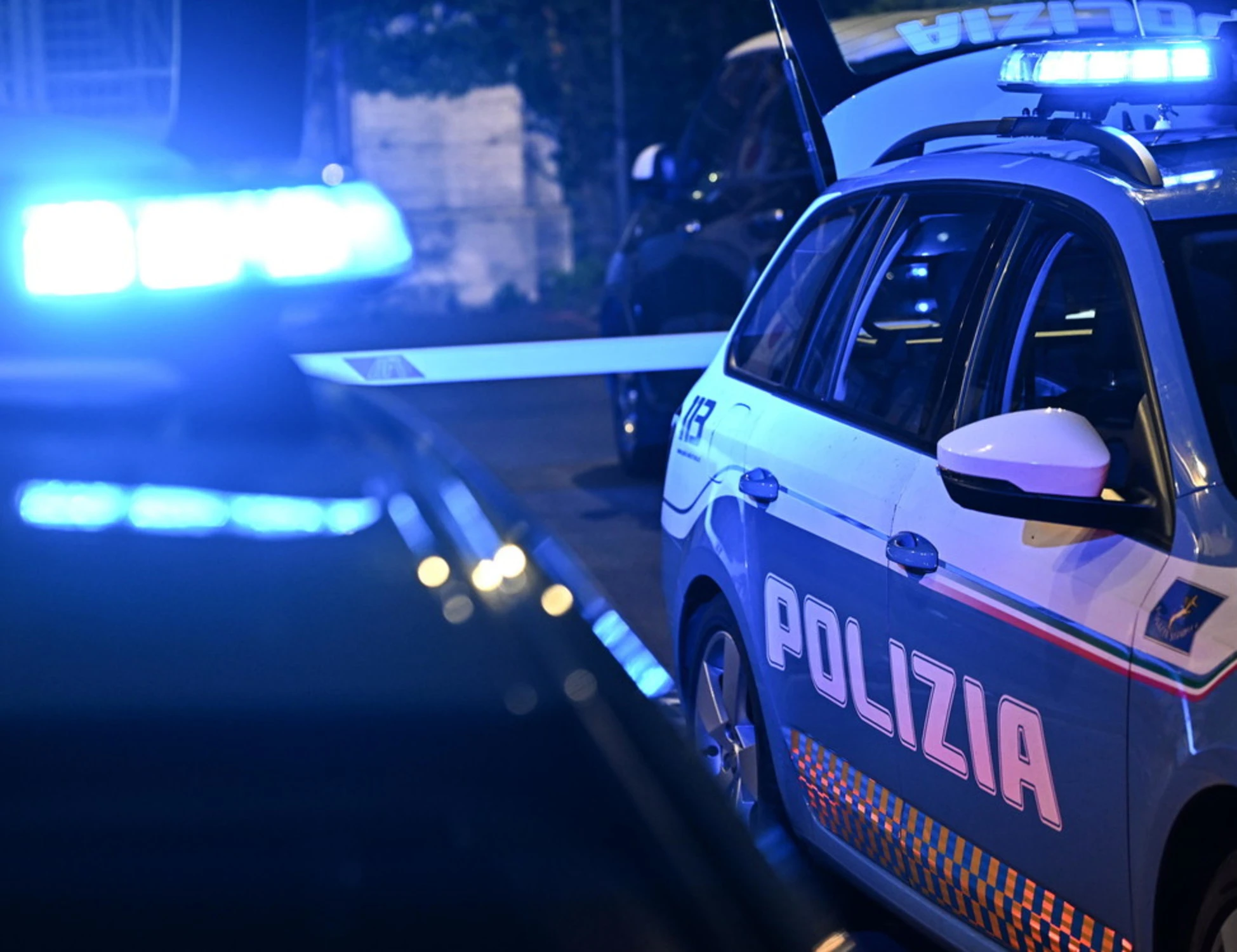 Roma, senza patente punta due poliziotti sull'A1 per ucciderli: ecco chi era alla guida
