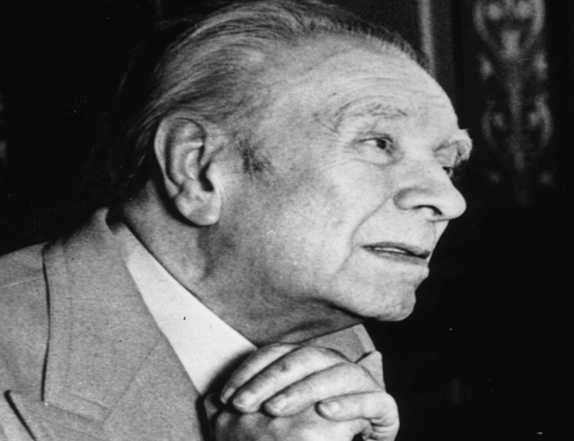 Mettetevi comodi e ascoltate il prof Borges