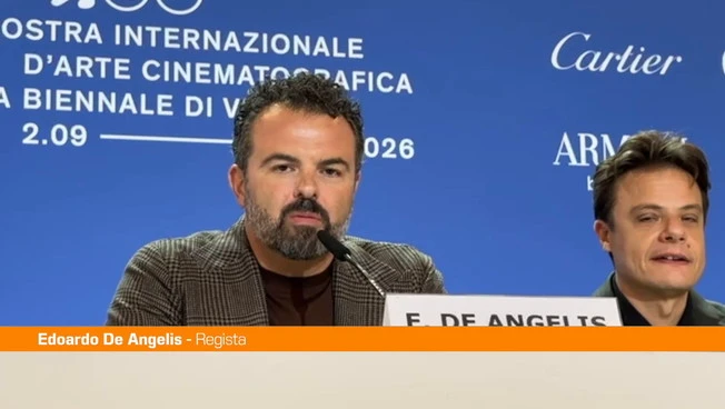 Venezia, De Angelis al Lido con "Il fuoco che ti porti dentro"