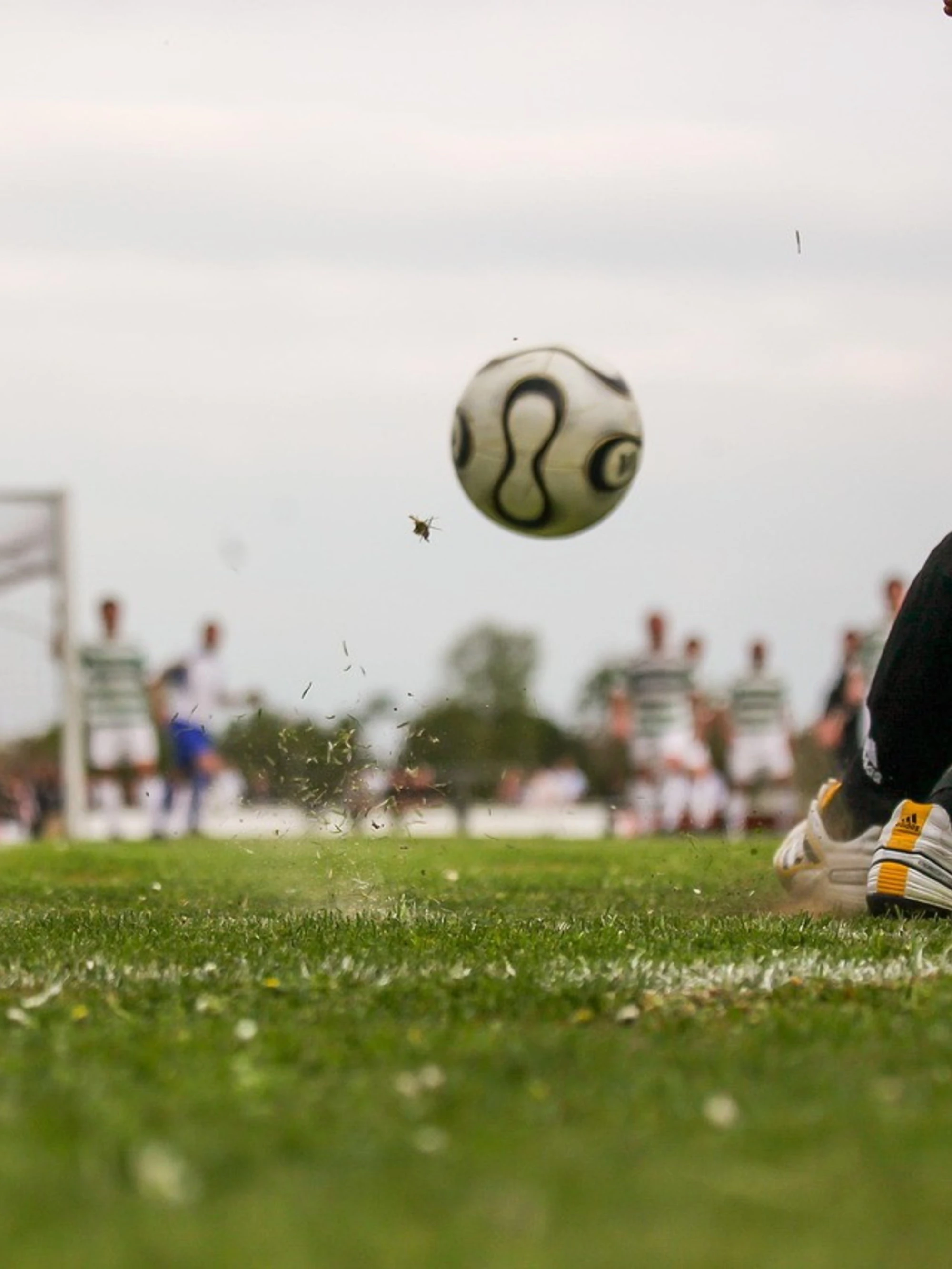 Calcioscommesse, show di fine campionato tra chat private e gossip