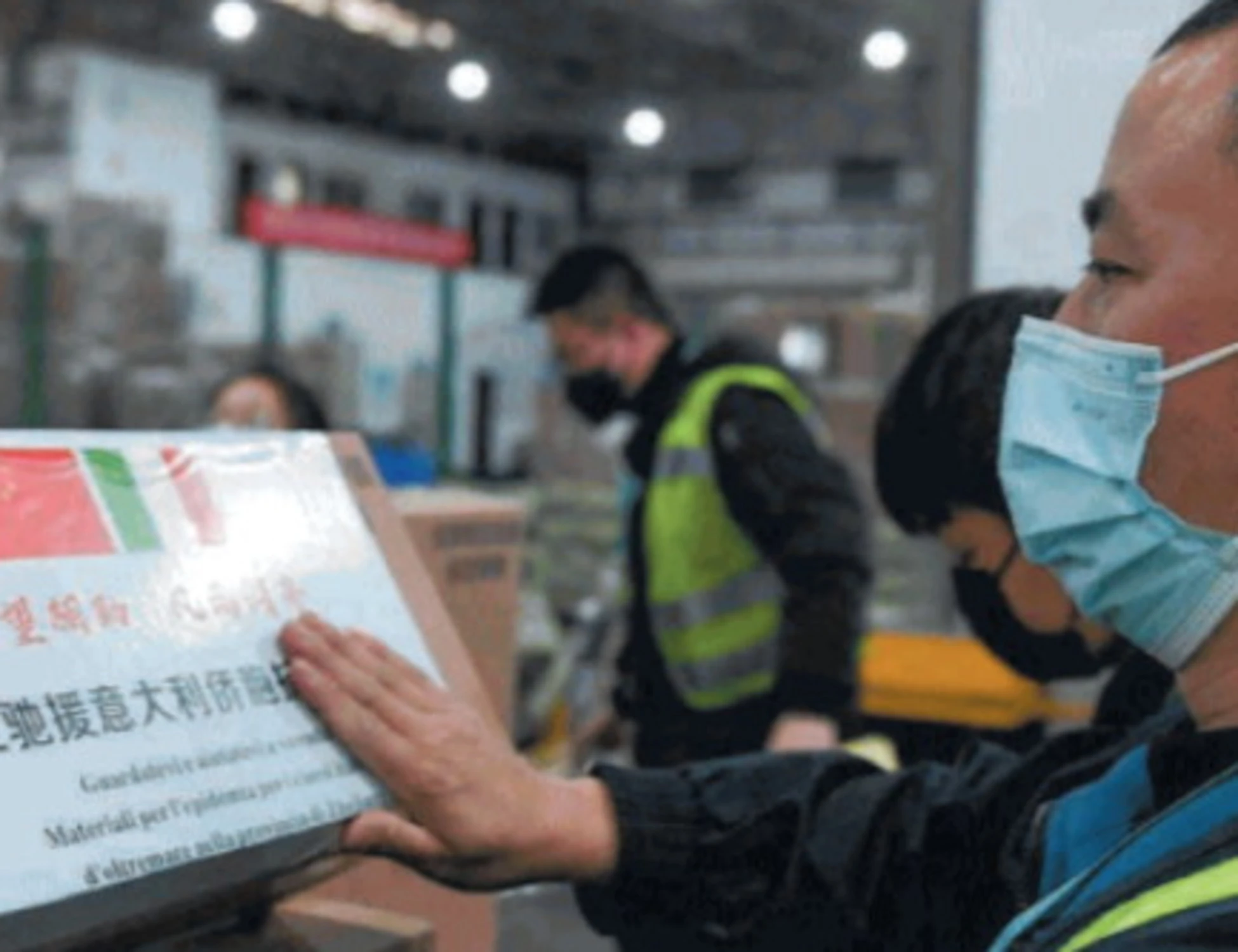Covid, gli intermediari che aprirono alla Cina