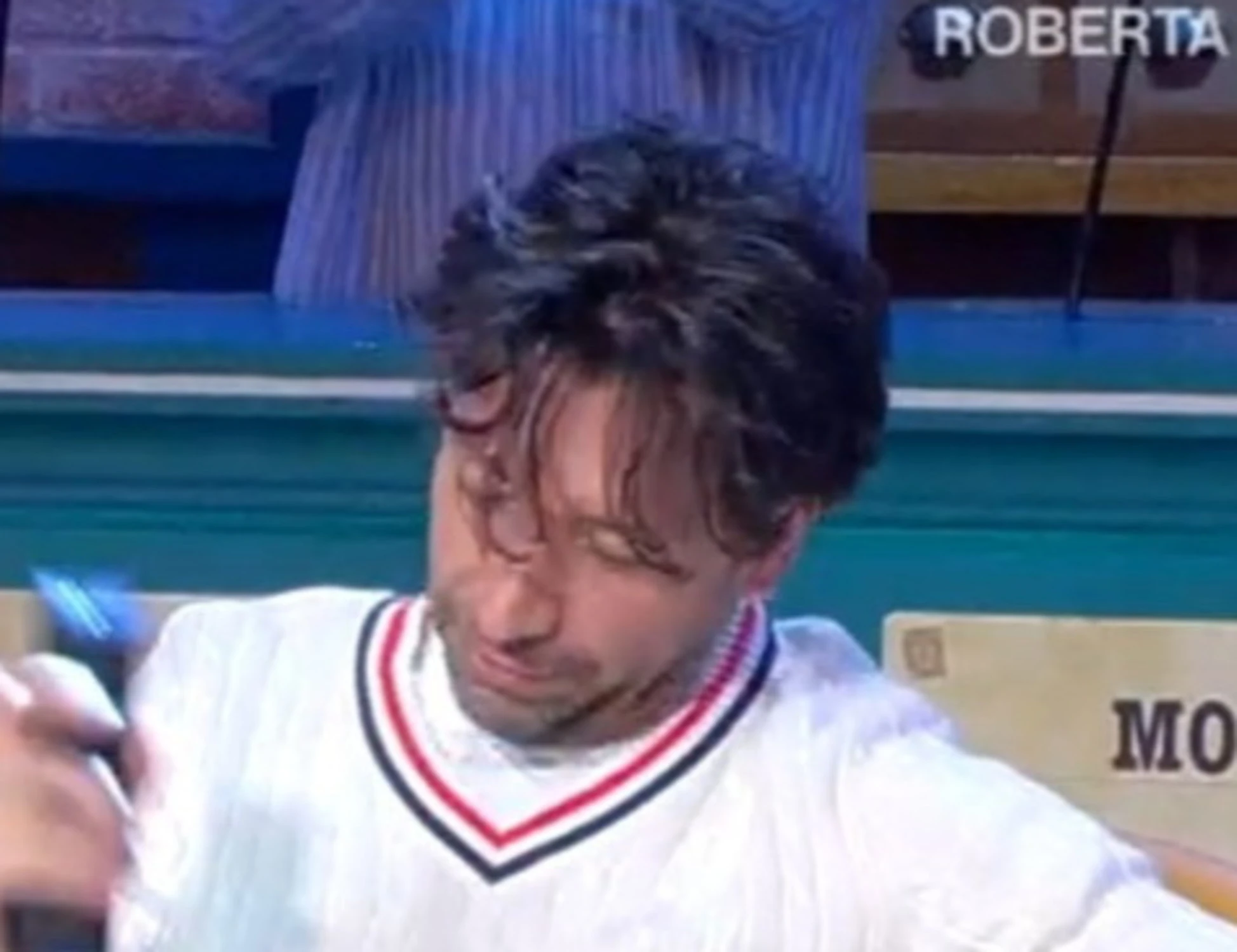 Affari Tuoi, Herbert Ballerina travolto dalle critiche: "Inutili"