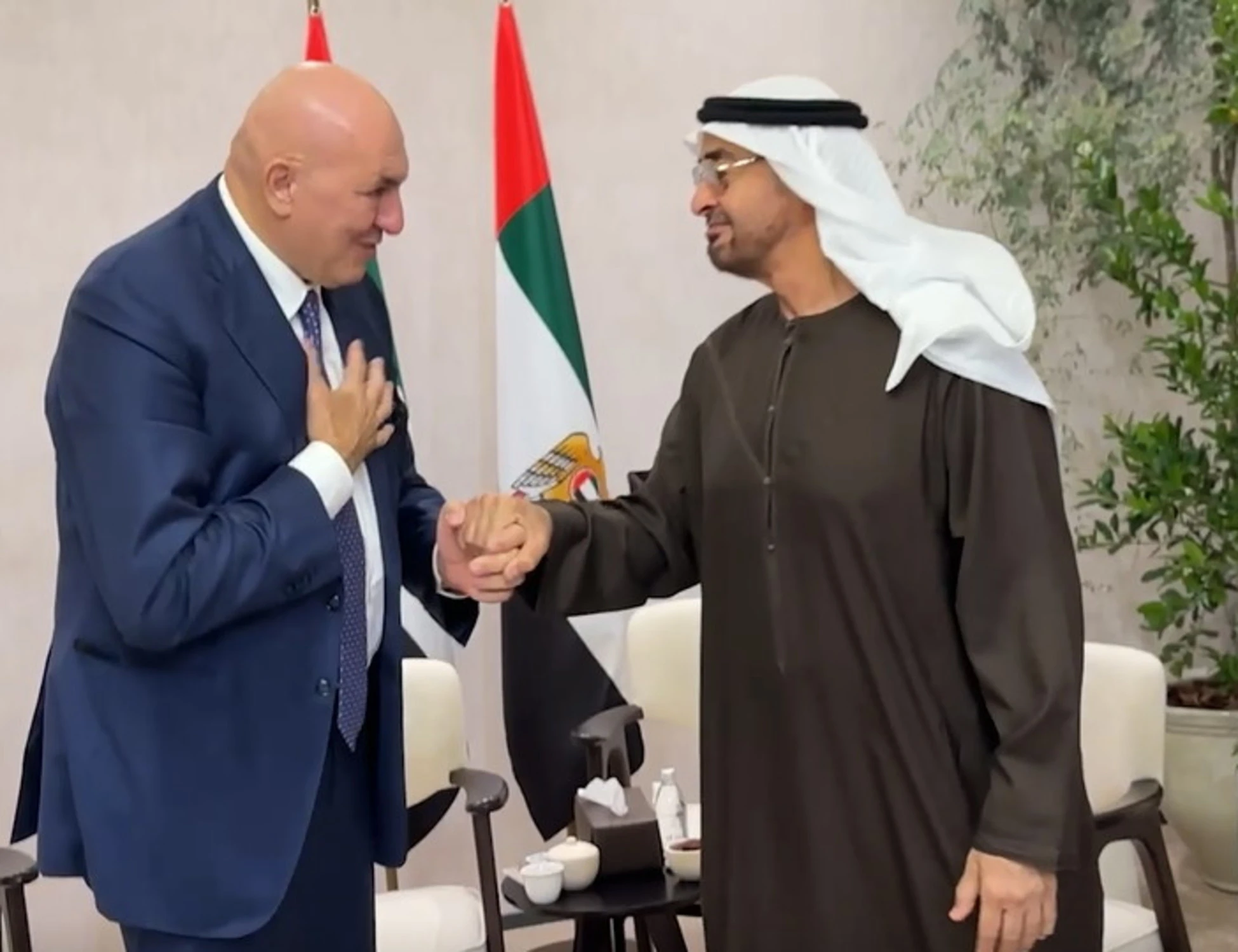 Visita del Ministro della Difesa Guido Crosetto negli Emirati Arabi Uniti e in Qatar