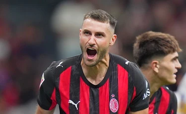 Milan, calvario infinito per Santi Gimenez: si va verso l'operazione