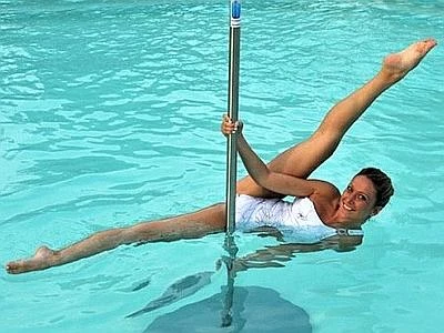 Acqua pole gym, a Rimini Wellness la nuova disciplina made in Italy /VIDEO