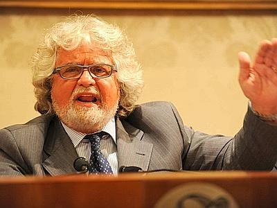 Grillo contro Boldrini: "E' solo un oggetto di arredamento del potere"