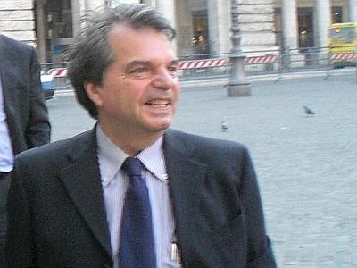 Brunetta: "Imu abolita per tutti Delrio fa meglio a stare zitto"