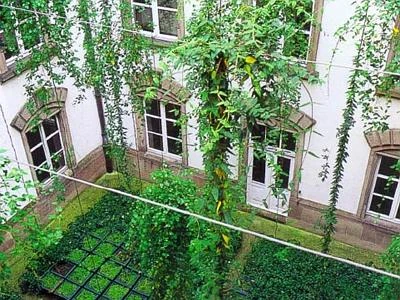 Growing city, ibridazione fra verde, architettura e design