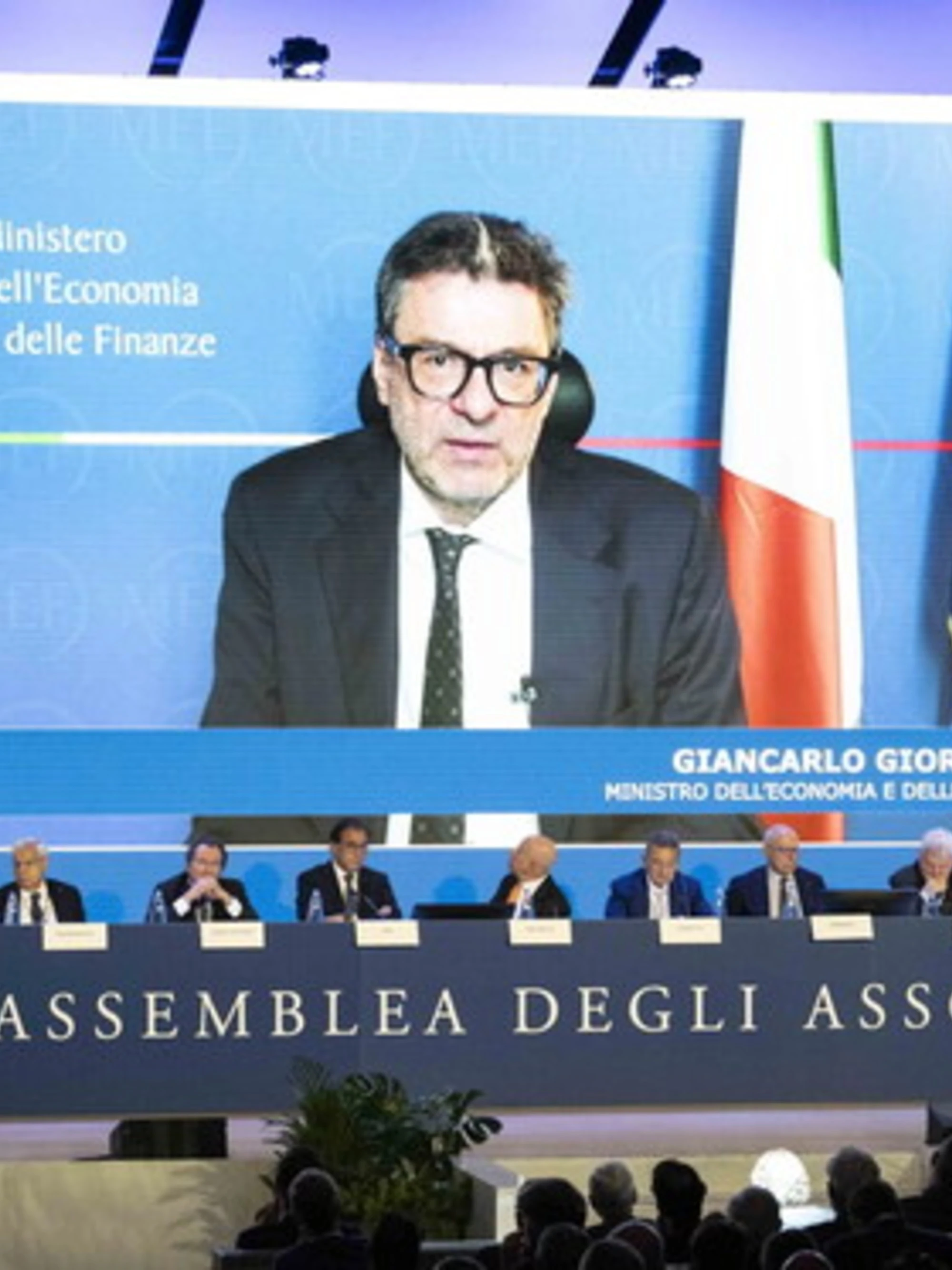 Giancarlo Giorgetti striglia le banche: "Ora tocca a loro"