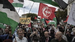 Va in scena l'esaltazione del 7 Ottobre. E il Pd tace...