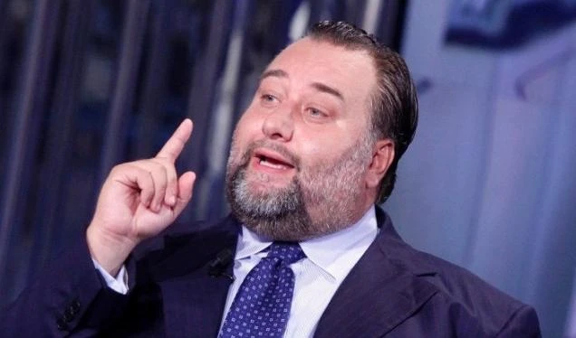 Senza vergognaBatman fa ricorso in tribunaleper essere "riassunto" dal Pdl