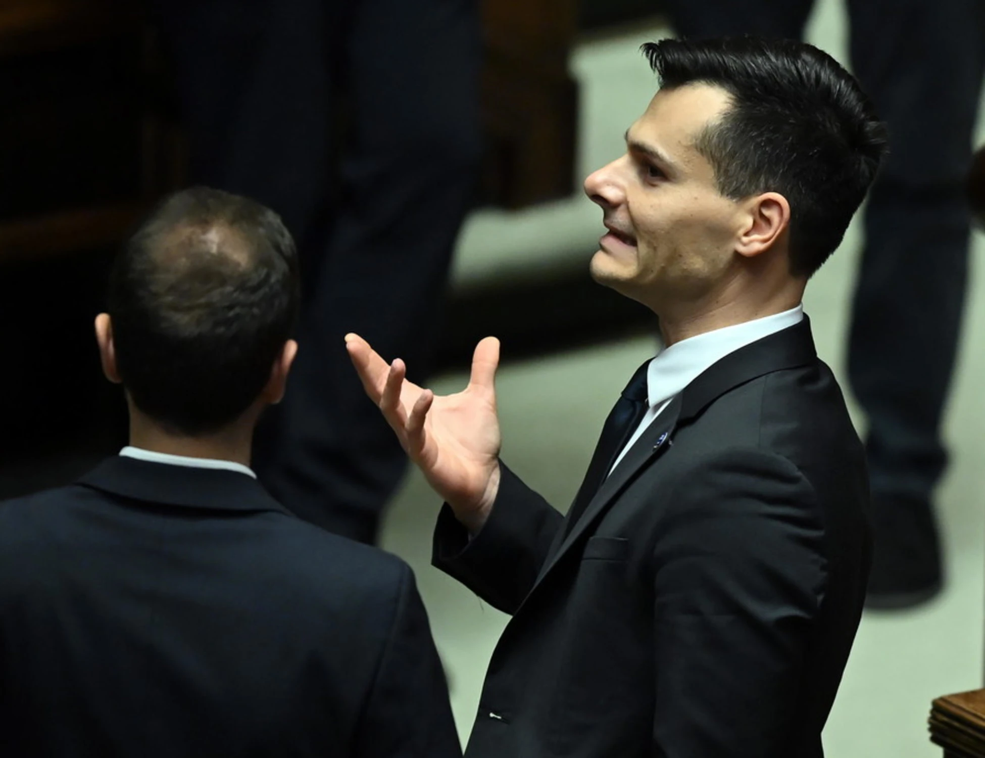 Legge elettorale, i vannacciani perdono la faccia: annunciano il "sì", ma dopo il voto…