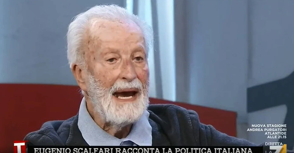 Papa Francesco, Eugenio Scalfari: "Come nasce la nostra amicizia. Ma non credo in Dio, bensì nel caos"