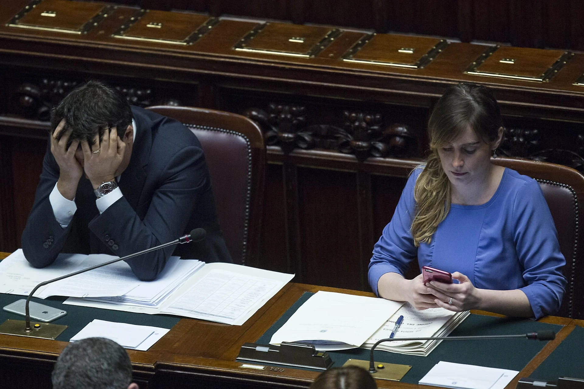 Matteo Renzi e Maria Elena Boschi, che tramvata: "Già pronti i responsabili", addio al loro piano kamikaze