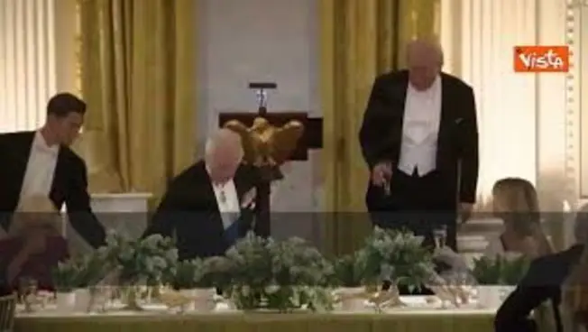Leggi l'articolo: Trump e Re Carlo brindano ai 250 anni di libertà americana alla cena di Stato alla Casa