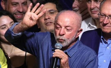 https://media.liberoquotidiano.it/PoopYvB_7B7TQx1g8EV13IkGS84MFTfA1gLQxovENRE/width:800/quality:90/aW1hZ2VzLzIwMjYvMTAvMjcvMDkyODAwMzM0LTZiMWE2YTJkLWJjMDEtNDUwMS1iMGJlLTlkN2IxNGIyY2QzZC5qcGc.webp