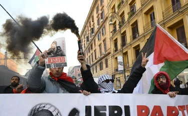 Abu Deiah inguaia la "rete italiana" filo-Hamas: tremano i pro-Pal