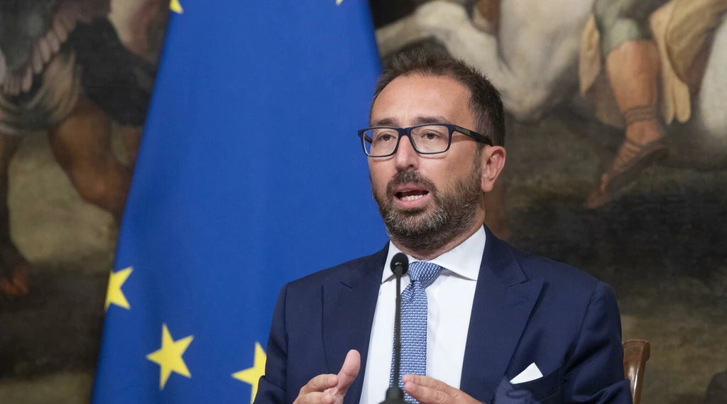 M5s, Piera Aiello lascia il gruppo alla Camera: "Ideali traditi, decide tutto Bonafede ma non in autonomia"