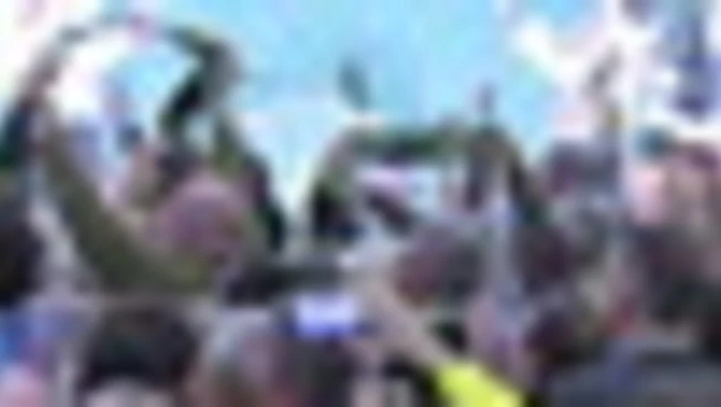 Germania, gioia tra i sostenitori dei Verdi nel Baden-Wurttemberg