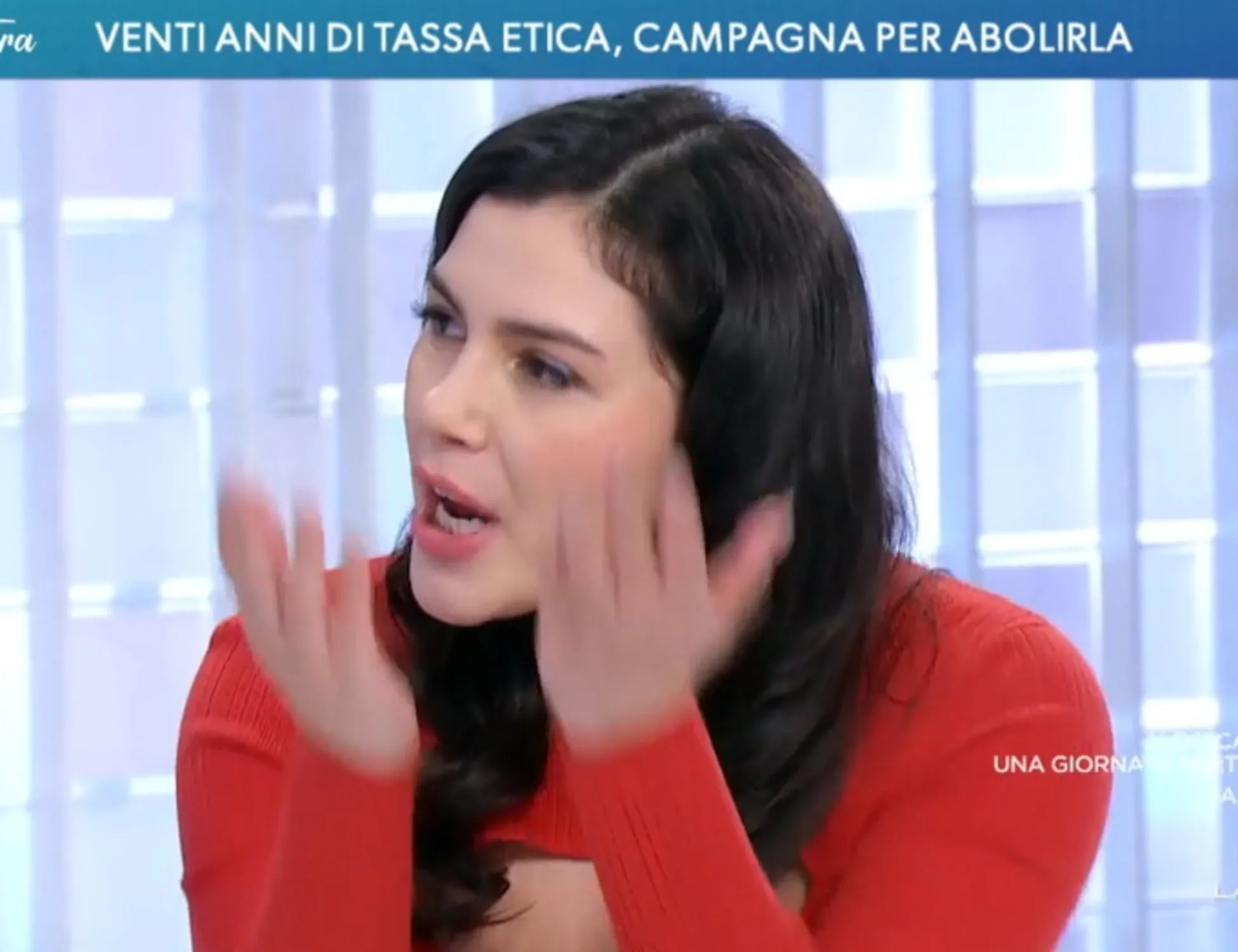 Leggi l'articolo: "A 16 anni puoi farti una... ?": Nappi gela Parenzo