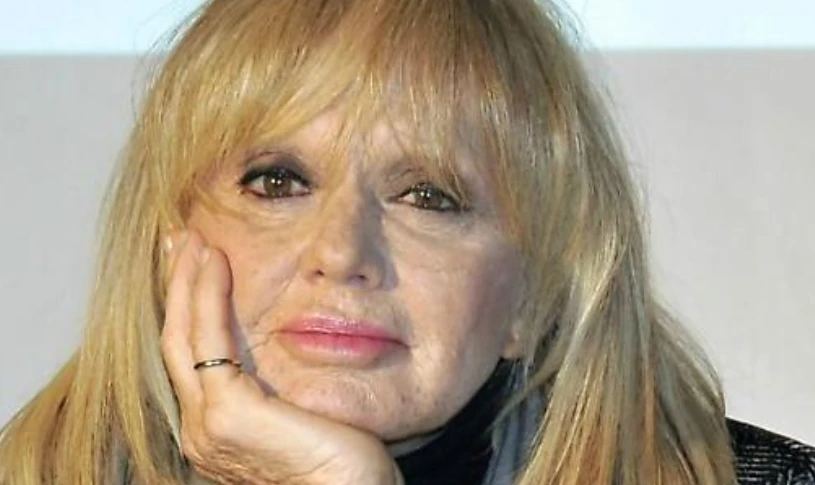 "Ops, non sapevo che...": Rita Pavone, l'atroce gaffe sulla ragazzina ecologista, caterva di insulti