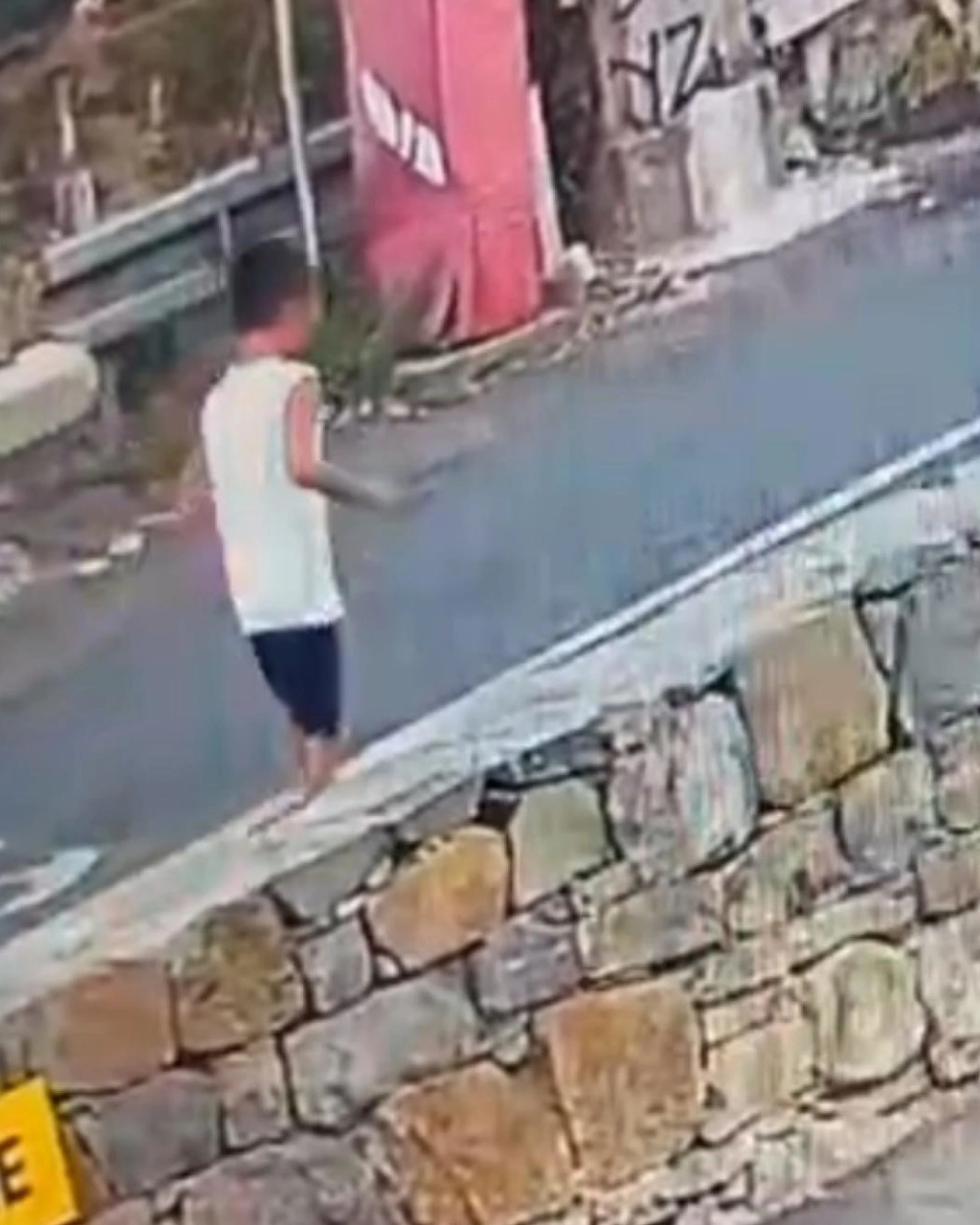 Ventimiglia, bimbo scomparso dal camping: ecco le ultime immagini