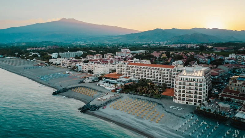 IL CONGRESSO NAZIONALE SIECVI, OSPITATO AL DELTA HOTELS BY MARRIOTT GIARDINI NAXOS, PREMIATO TRA LE ECCELLENZE ITALIANE DELLA COMUNICAZIONE SCIENTIFICA